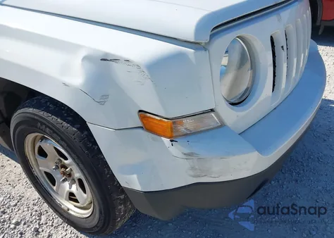 2017 Jeep Patriot Sport Fwd z USA, uszkodzony, nr VIN 1C4NJPBA5HD211457